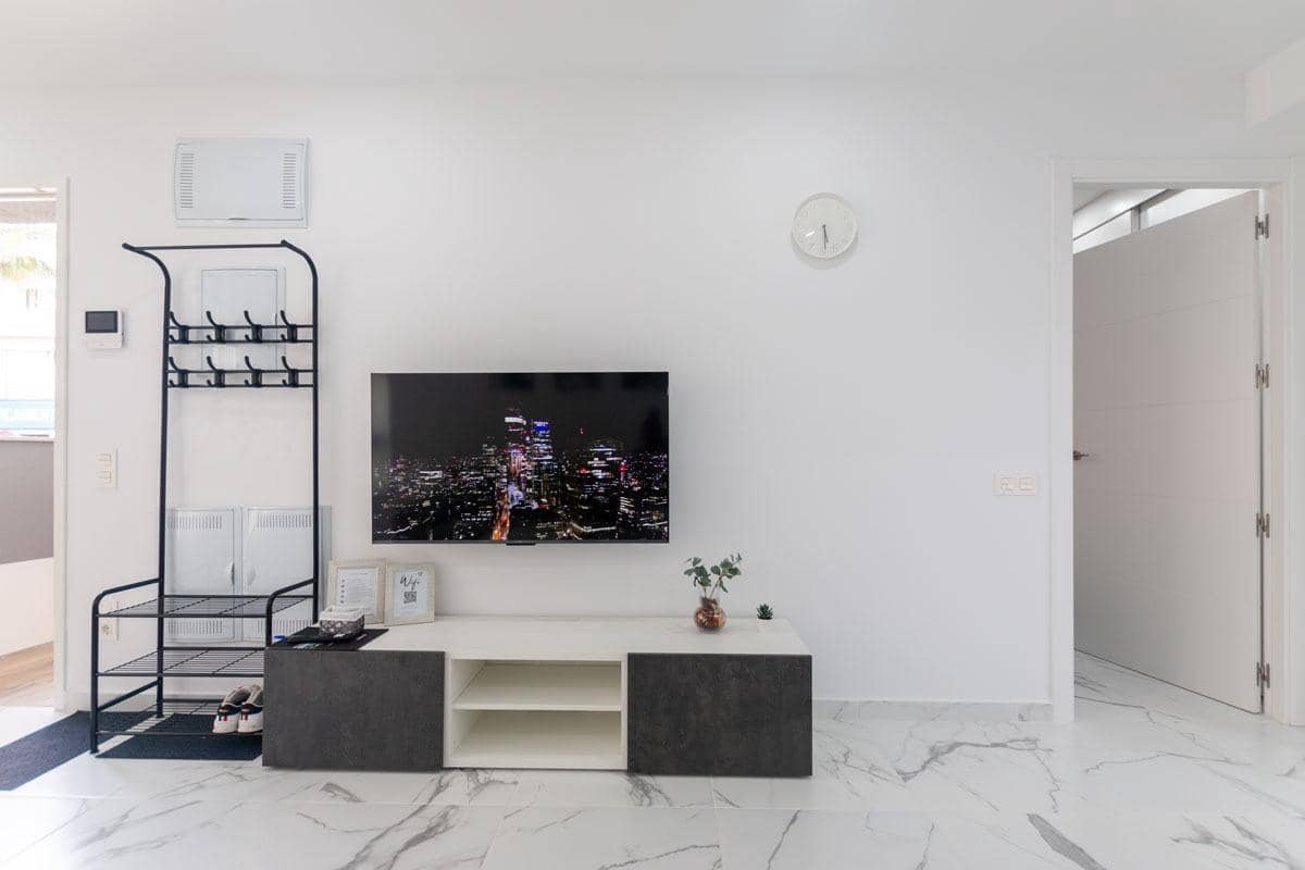 Apartment for sale in Torrevieja, Alicante photo 5