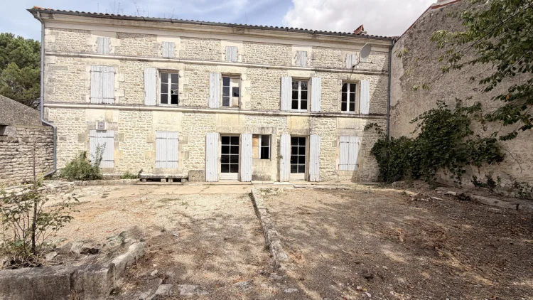 Charente-Style Property in Need of Renovation