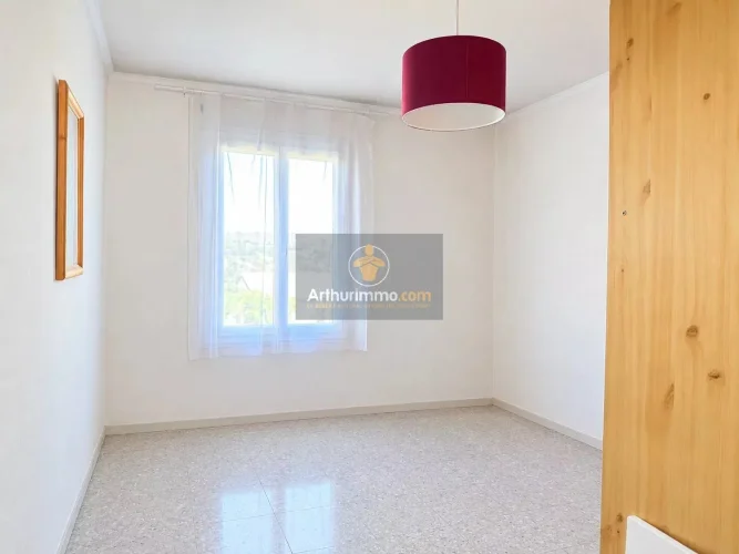 Bright 85 m² House with 3 Bedrooms in Apt photo 3
