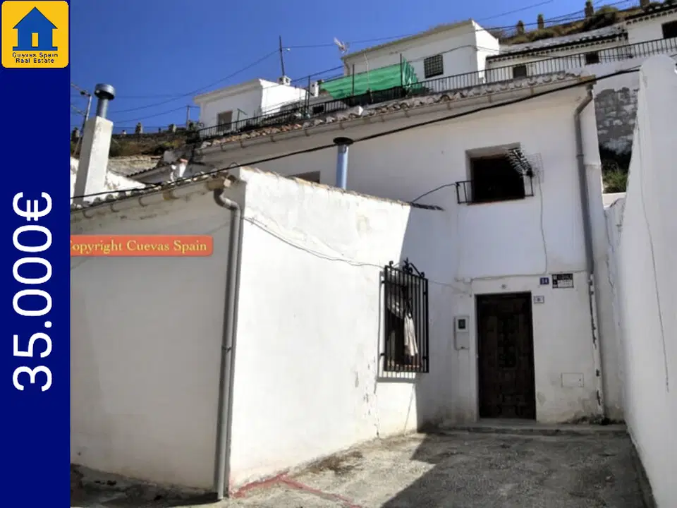 Cave house in Galera, Granada