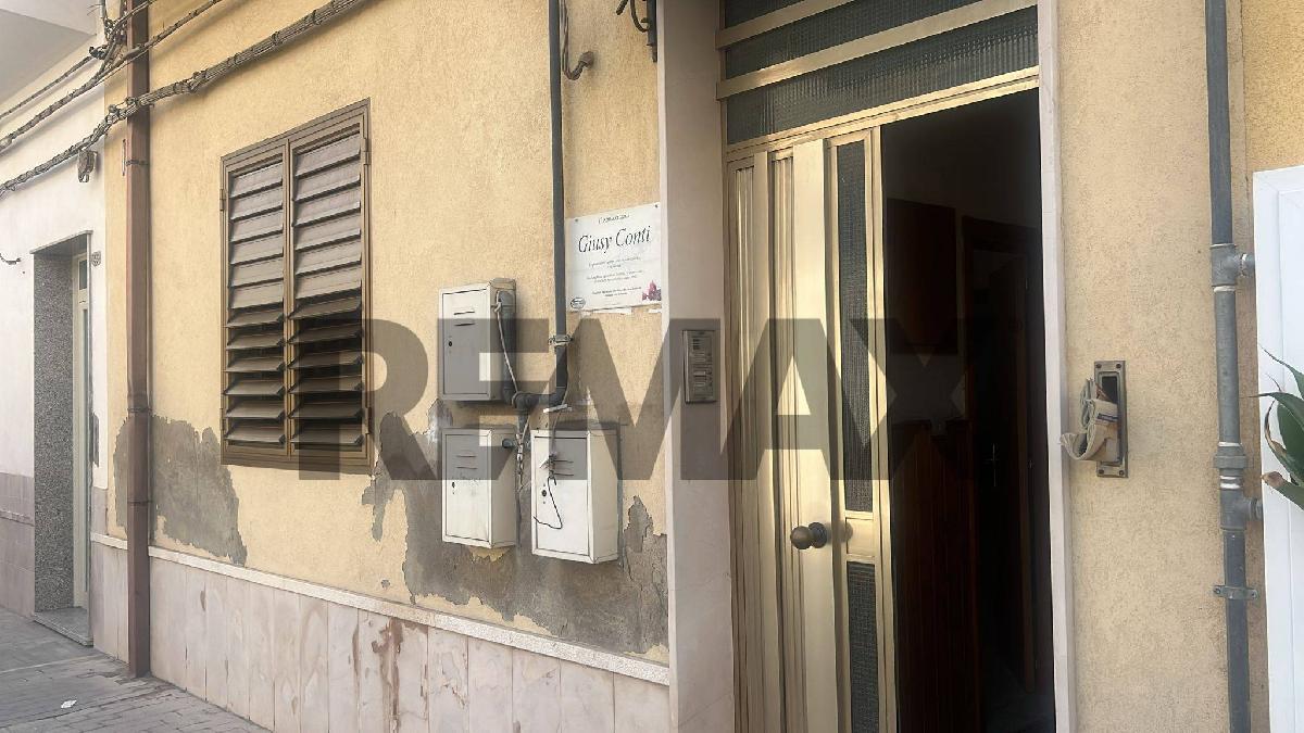 2 bedrooms apartment, 85 m² Vittoria, Ragusa (province)