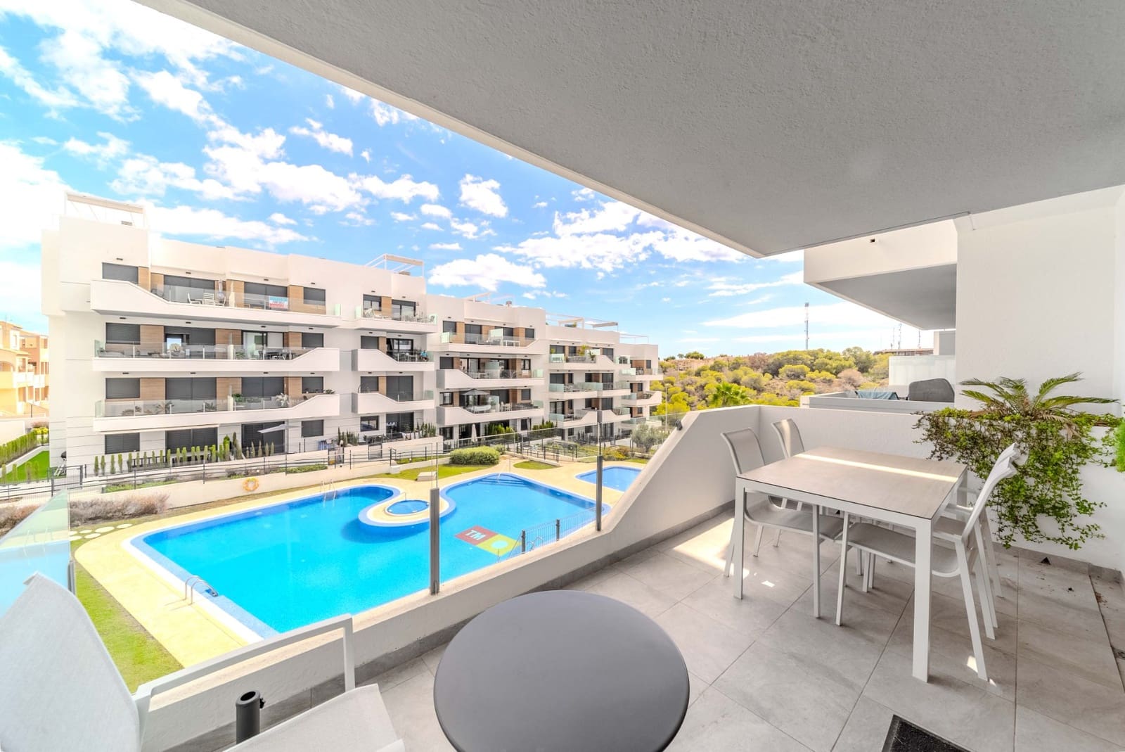 Apartment for sale in Villamartin, Orihuela, Alicante photo 4