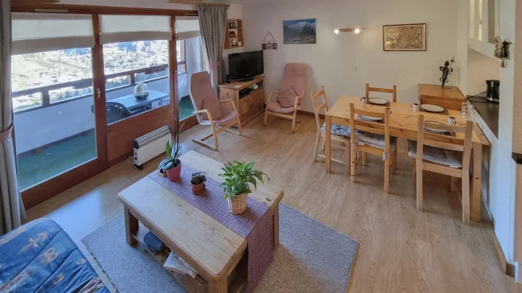 Bright Duplex Apartment with Stunning Mountain Views in la Grande Terche; St Jean D'aulps photo 3