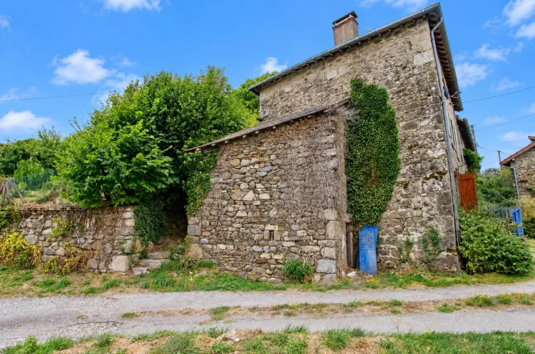 Charming Stone House with Countryside View photo 3