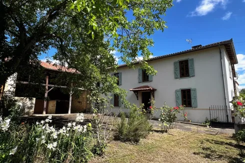 Old Stone Farmhouse Needing Modernisation