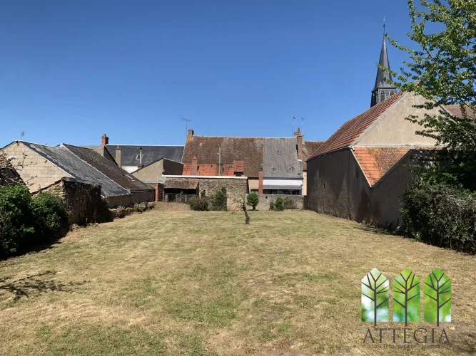 Character Townhouse Property to Renovate with Gîte Potential photo 3