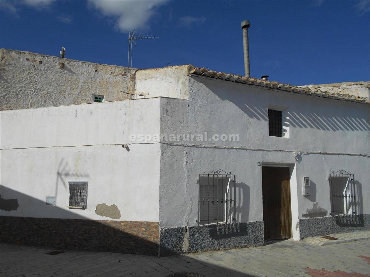 Townhouse for sale in Partaloa, Almería