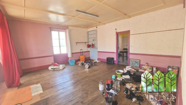 Former Bar with Accommodation in Village Centre photo 4
