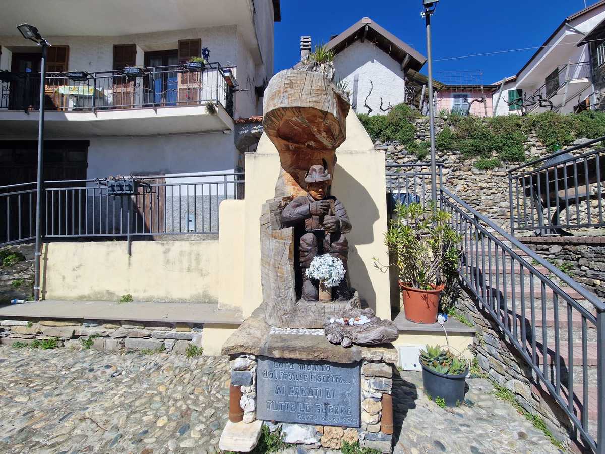 Property in Molini Di Triora photo 2