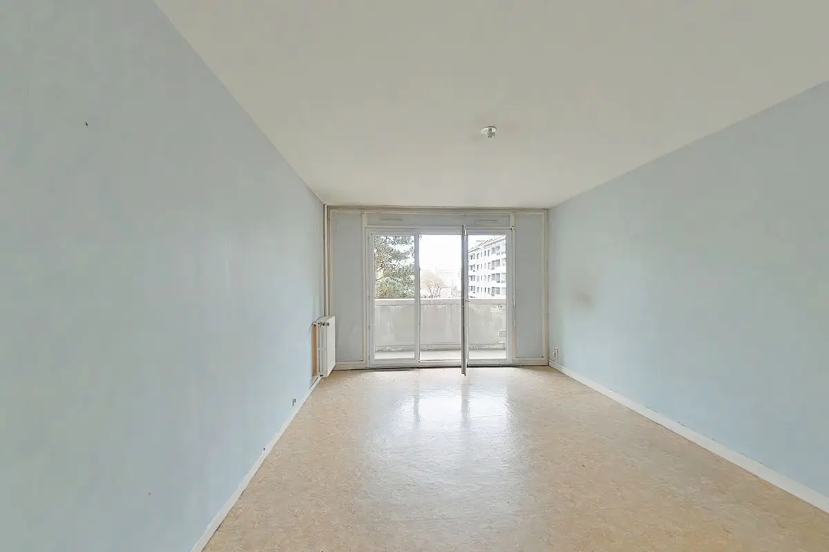 Apartment for sale in Bourg-en-Bresse — 2 bedrooms, 88 m² photo 3