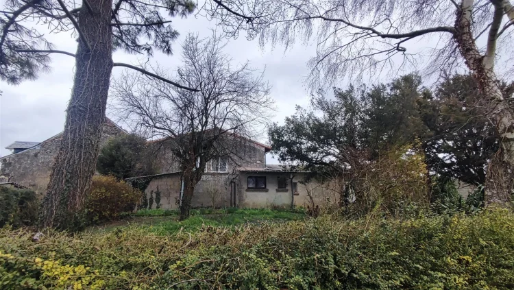Charming 3-Bedroom House in Mouterre-Silly photo 5