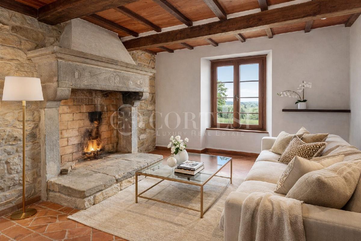 2 bedrooms villa, 112 m² Cortona, Arezzo (province)