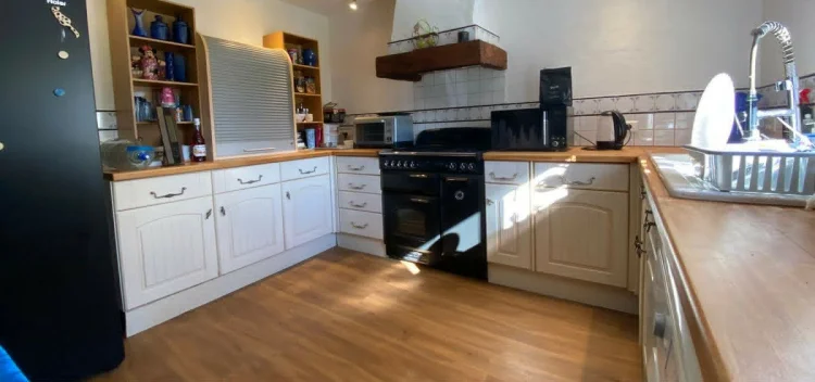 Fully Renovated House photo 3