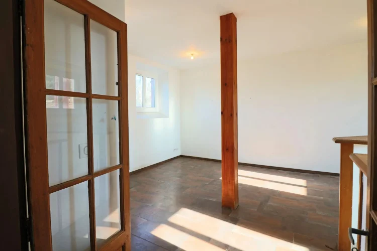 Village House (105m²). 3 Bedrooms. 886M² of Land photo 5