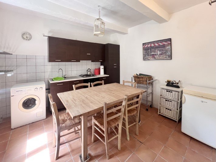 Property in Camporgiano photo 2