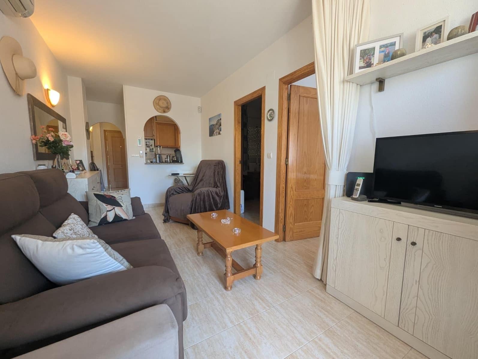 Apartment for sale in Centro, Torrevieja, Alicante photo 3