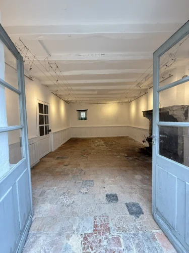 Huge Renovated, Historic and Adaptable Building in the Centre of Chateauponsac photo 3