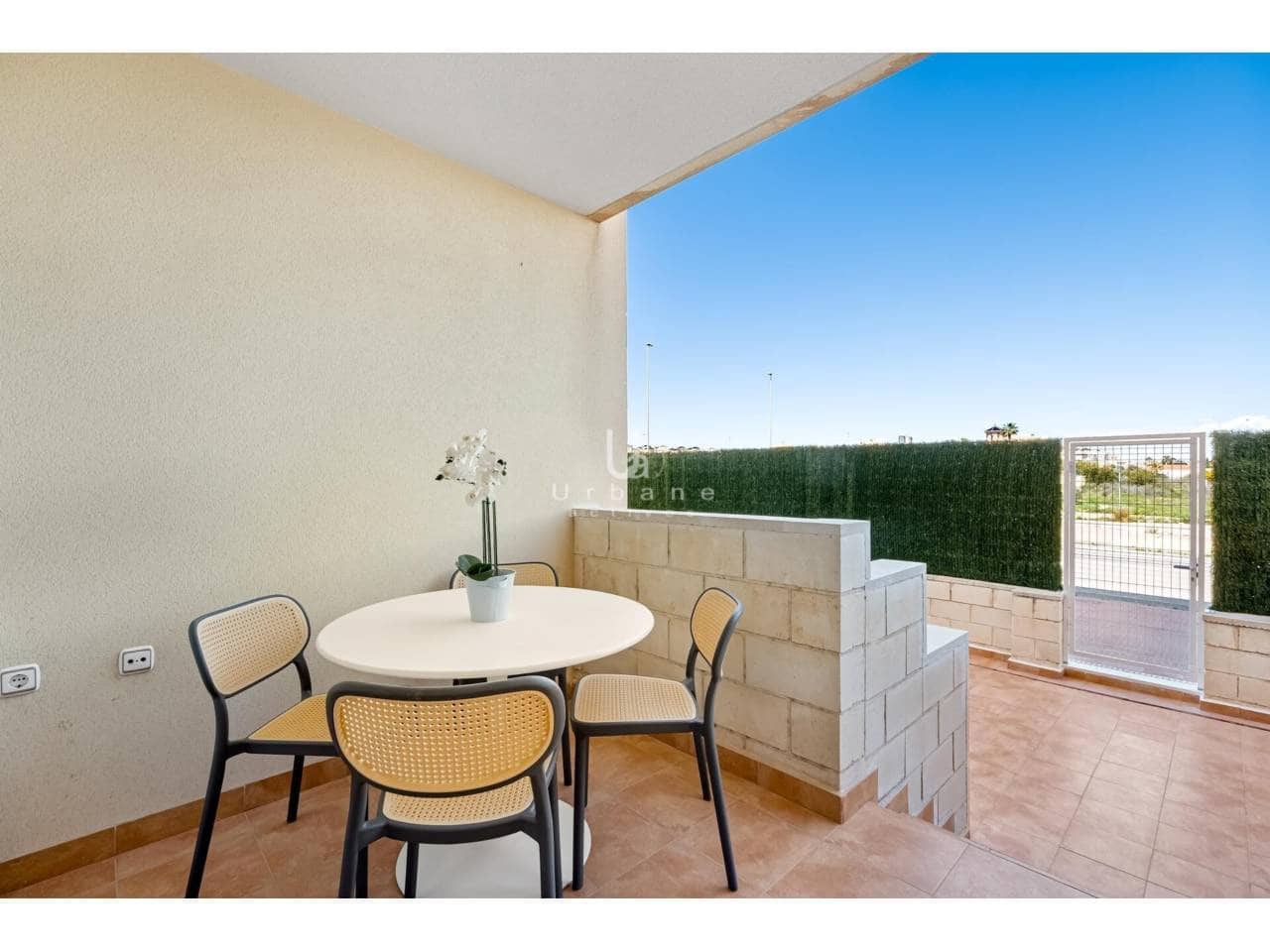 Apartment for sale in Orihuela, Alicante photo 2