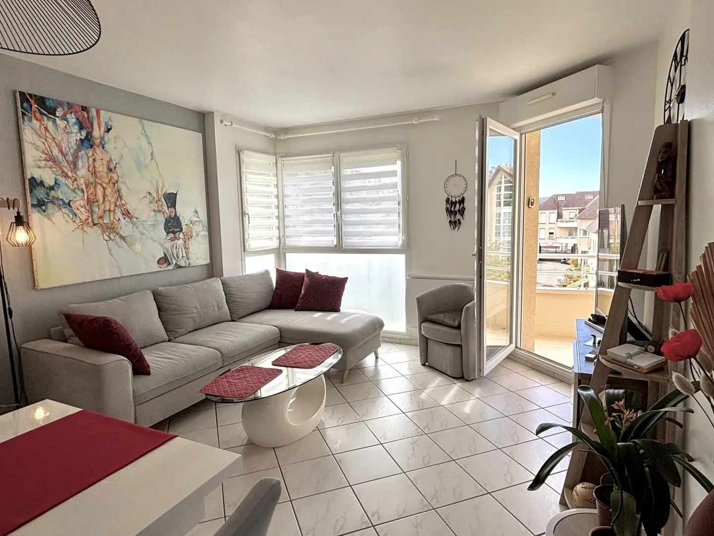 Apartment for sale in Vernon — 2 bedrooms, 66 m²