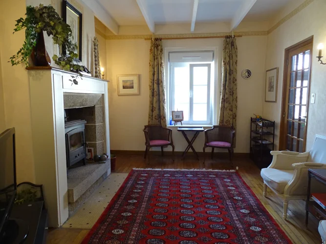 Finistere. A Large 4-Bedroom Property for Sale, Situated in the Village of Collorec photo 3