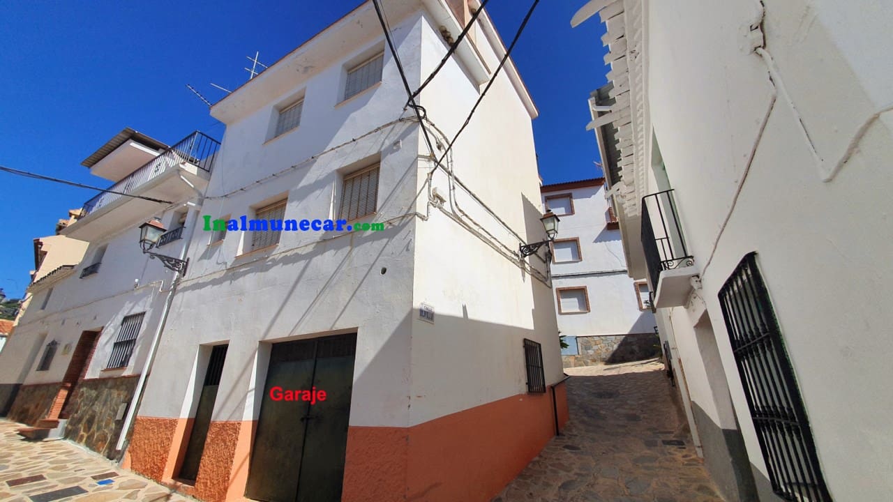 Townhouse for sale in Lentegí, Granada photo 2