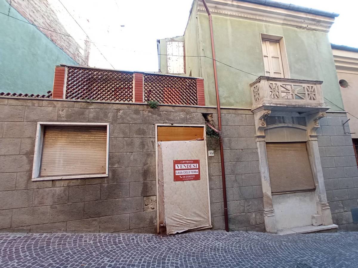 Property in Monsampolo Del Tronto photo 4