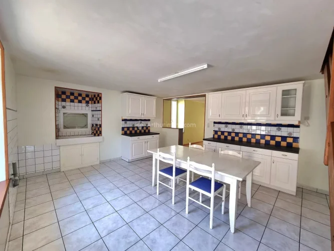Pleasant Village House photo 2