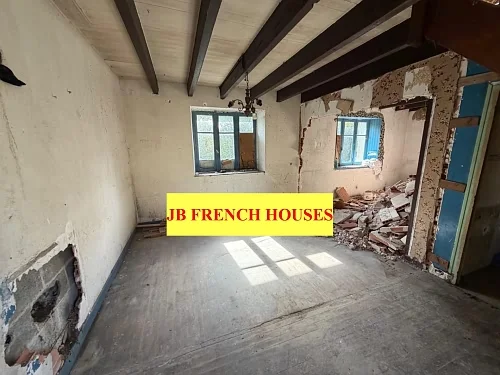 Detached House to Renovate Near Kergloff photo 2