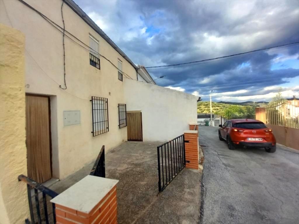 Townhouse for sale in Ermita Nueva, Alcalá la Real, Jaén photo 3