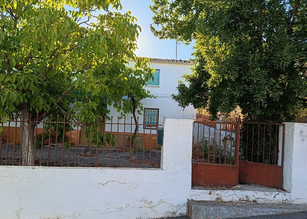 Townhouse for sale in Sabariego, Alcaudete, Jaén