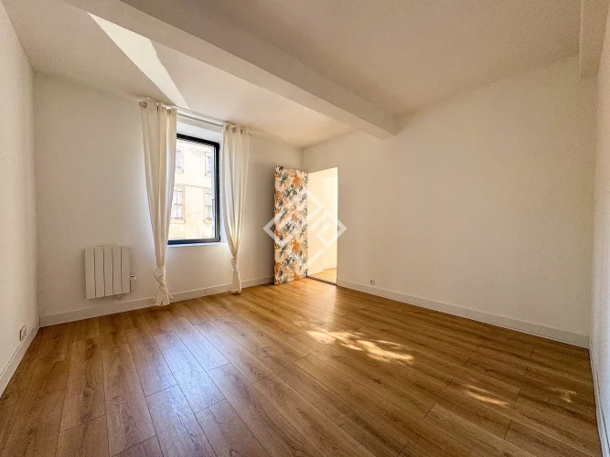 Charming Village House, Fully Renovated photo 5