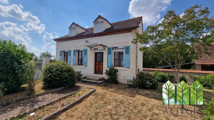 2 Bedroom Home with Large Garden