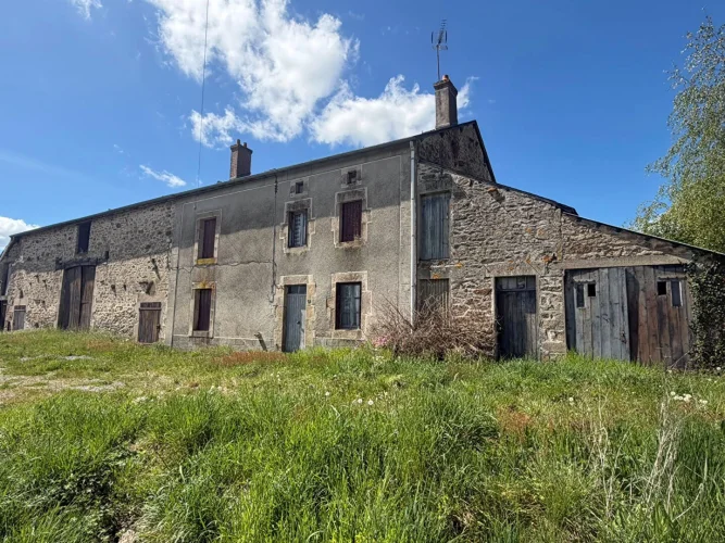Haute Vienne -Beautiful Limousin Farmhouse to Renovate, with Outbuildings, Land, Beautiful View, in a Well-Located Hamle…