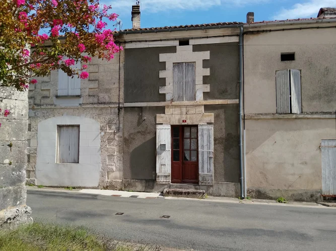 Village House with Garden to Renovate in the Heart of Vieux-Mareuil — Aquitaine, France