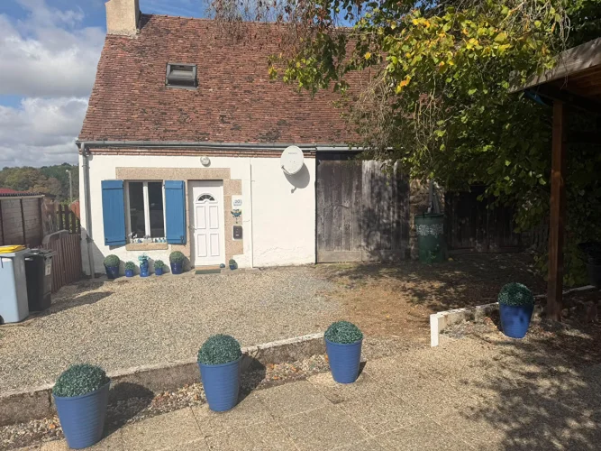 Creuse - Charming Fully Renovated Cottage in the Beautiful Riverside Village of la Celle-Dunoise