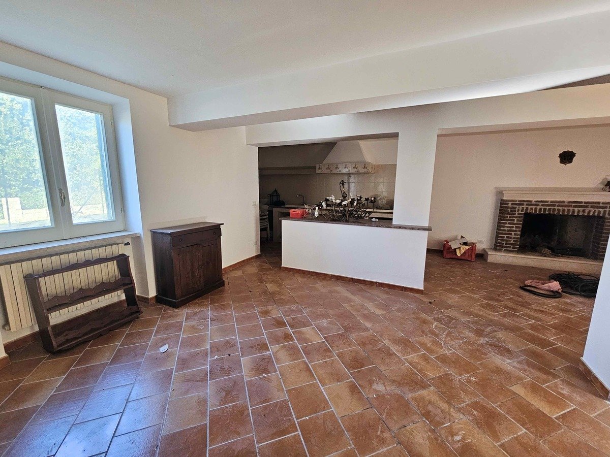 3 bedrooms detached house, 350 m² Atina, Frosinone (province) photo 3