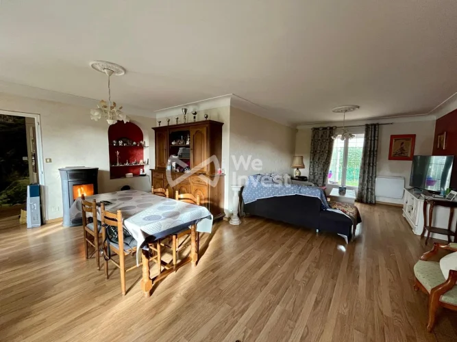 Attractive Single-Storey House photo 2