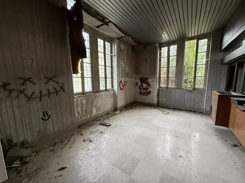 Detached House to Renovate Near Vengeons photo 3