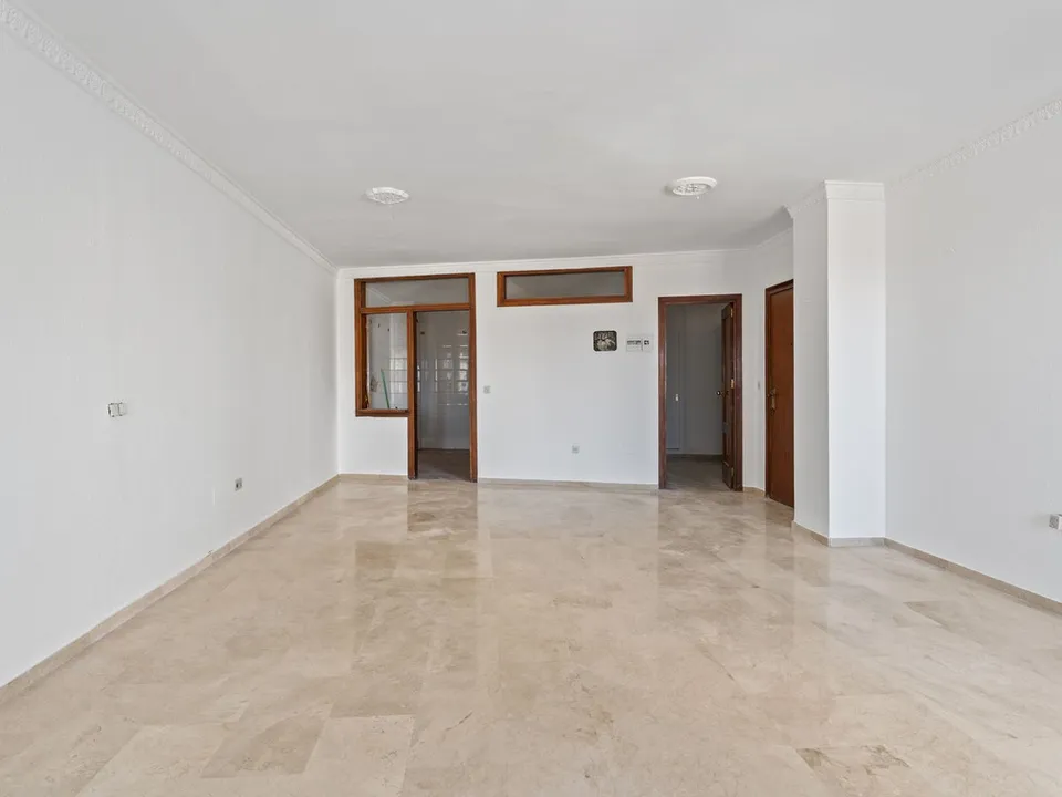 Target Estates  photo 4