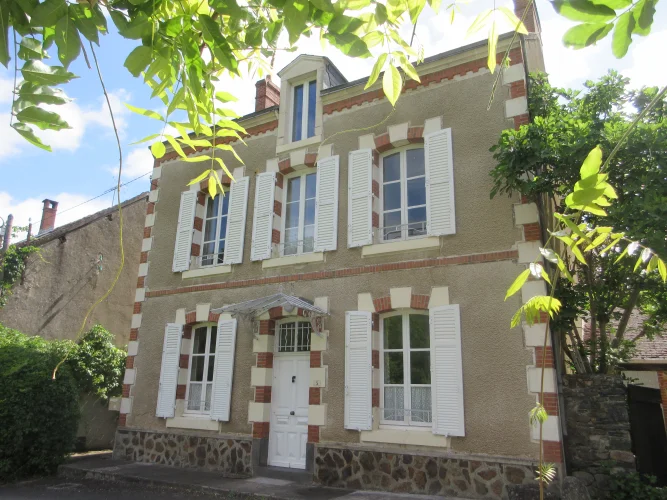 Magical Setting for this Delightful Property!