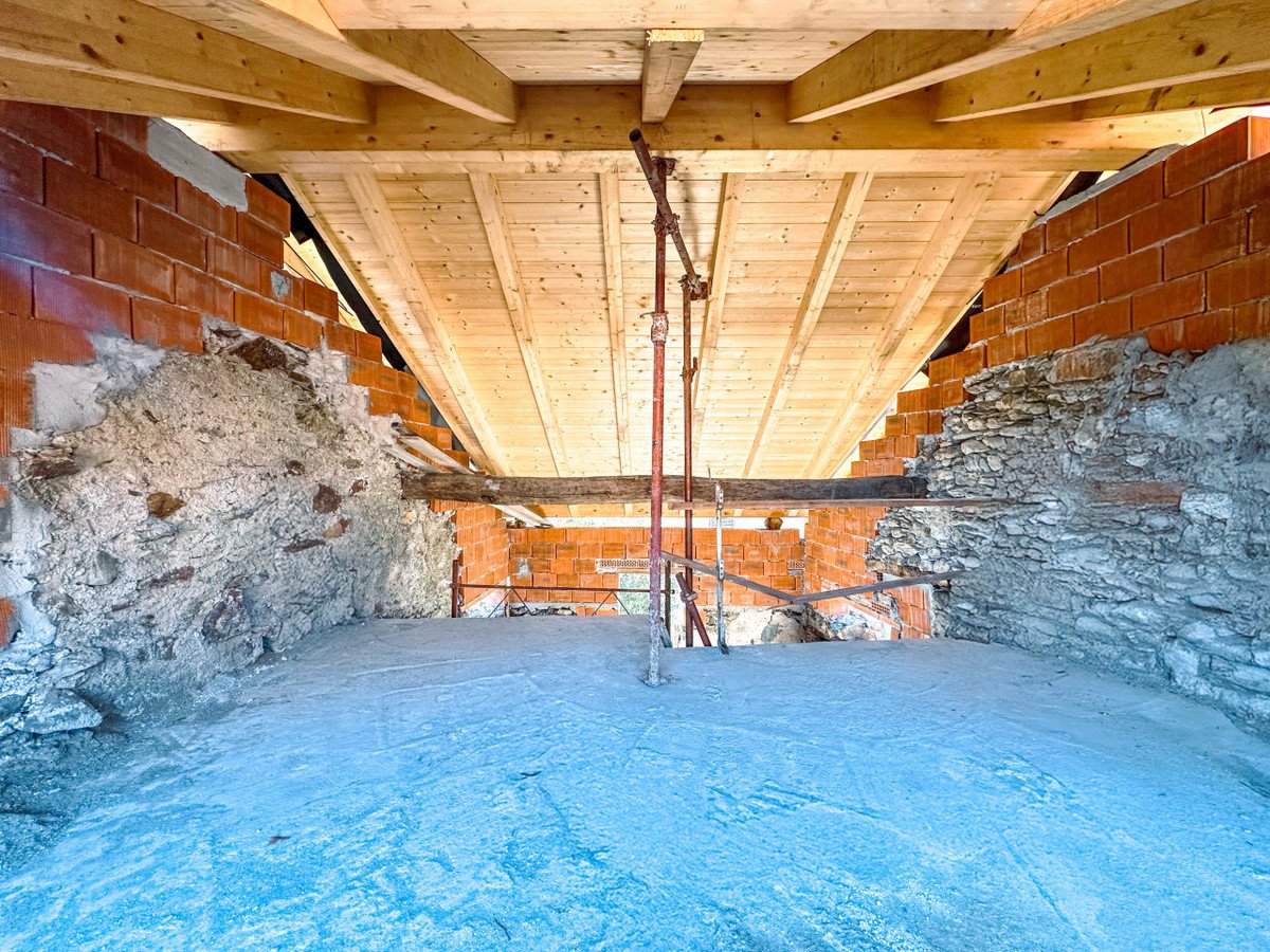 Property in Cannobio photo 4