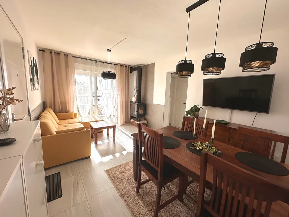 Lisa Frain Real Estate photo 2
