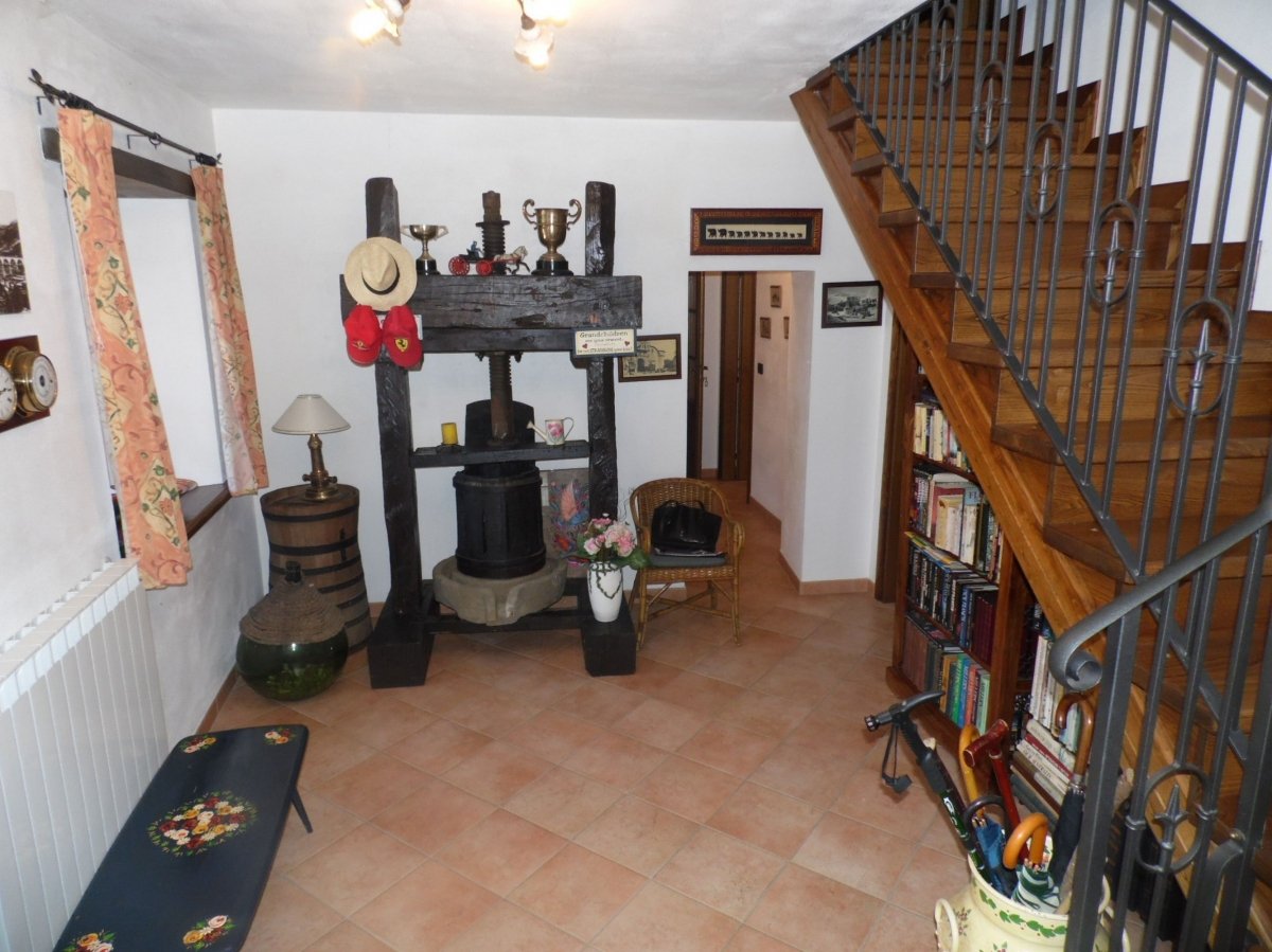 4 bedrooms detached house, 180 m² Camporgiano, Lucca (province) Garfagnana photo 3