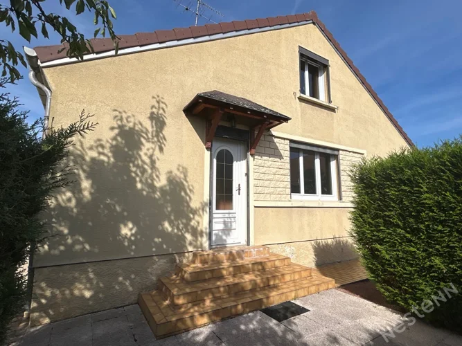 Single-Storey Family House of 83 m² in Les Charreaux photo 4