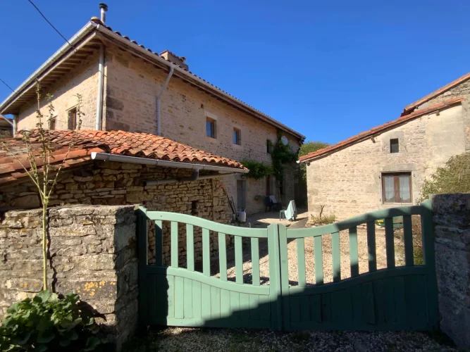 Superb Renovated Charentaise Farmhouse with Adjoining Gîte and Beautiful Barn in a Haven of Peace