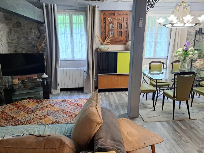 Renovated Former Mill of Approximately 124 m² of L