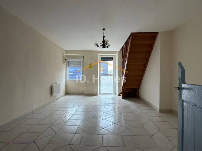 House for Sale in Renazé photo 3
