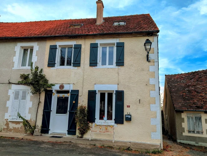 Village House, all En Suite