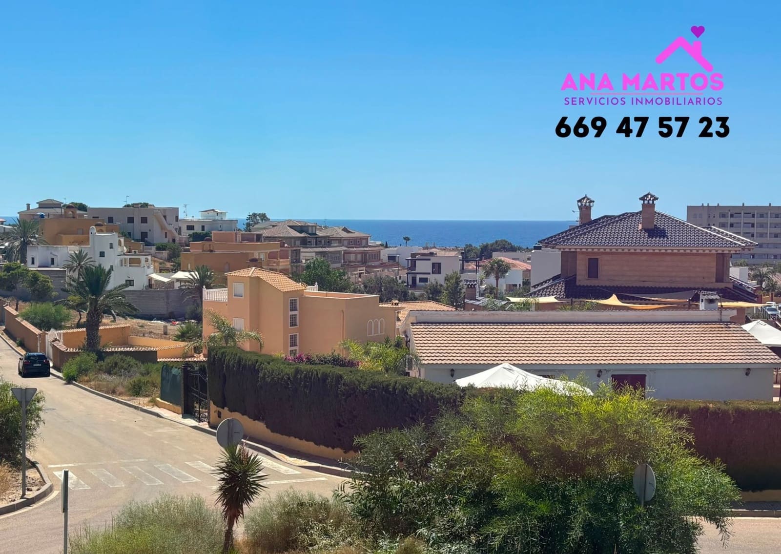 Townhouse for sale in Calarreona, Aguilas, Murcia photo 2
