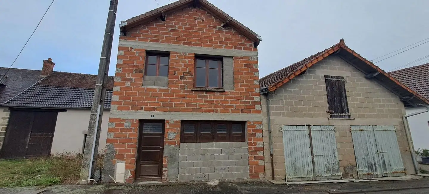 House for sale in Gouzon — 1 bedroom, 50 m² photo 3